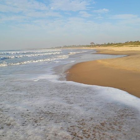 Kasa Boubak Avec Cuisine Exterieure A 50 M De La Plage Kafountine Exterior foto